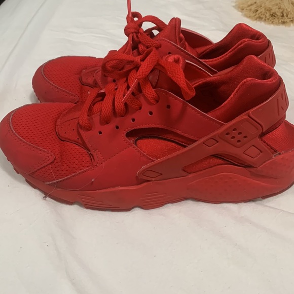 Red Huaraches - Picture 2 of 5